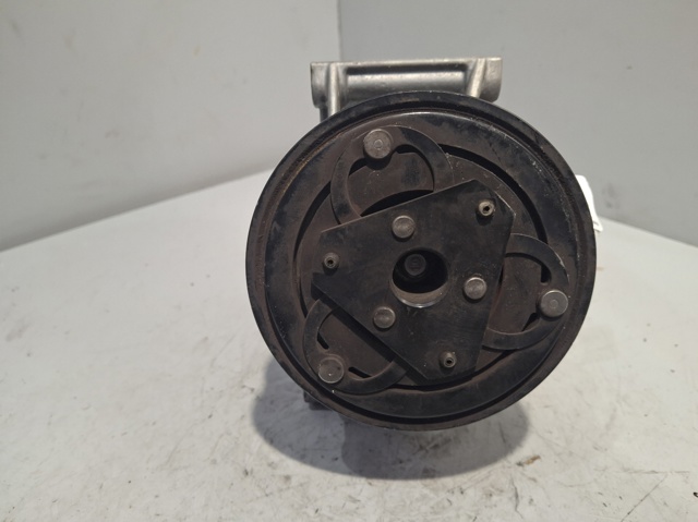 Sprężarka klimatyzacji 92600BV80A NISSAN
