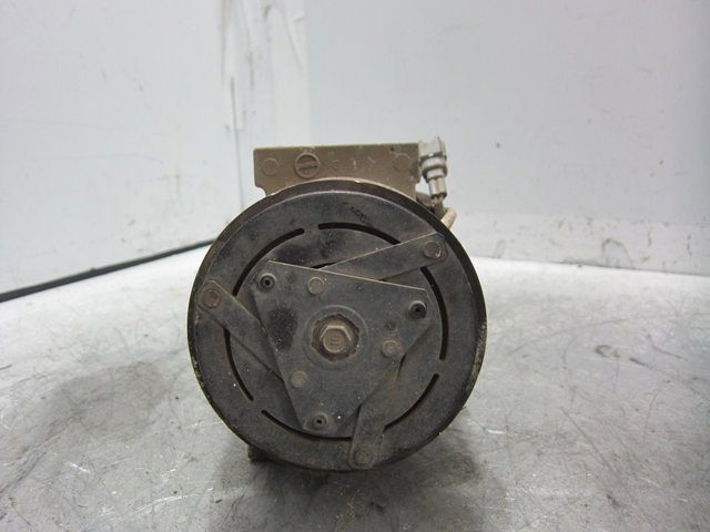 Sprężarka klimatyzacji 92600EN22A NISSAN