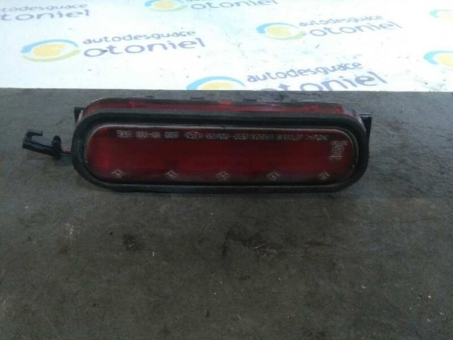 Lampa stop tylna dodatkowa KIA Sorento 1 JC