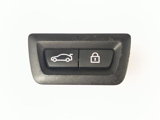 Przycisk klapy bagażnika (3/5 drzwi) w kabinie 9275121 BMW