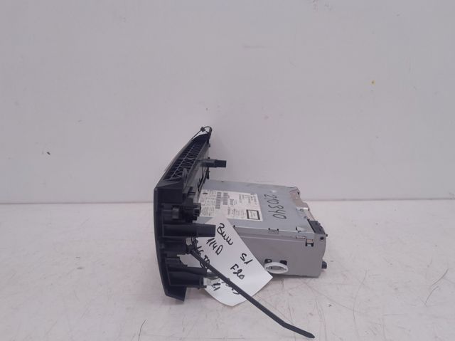 Radioodtwarzacz (radio AM/FM) do BMW 3 F30, F80
