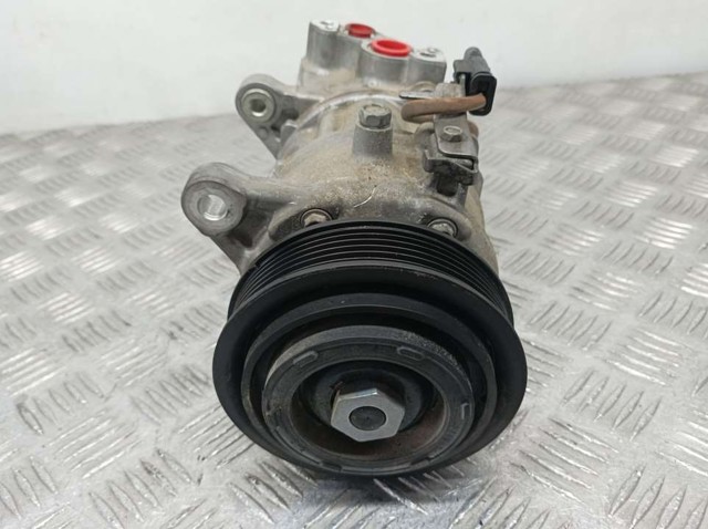 Sprężarka klimatyzacji 9299329 BMW