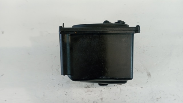 Blok podgrzewania paliwa  9305108C FORD