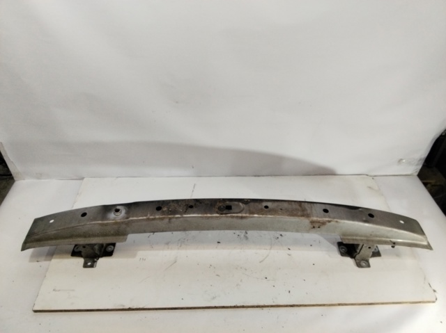 Wzmocnienie zderzaka przedniego Nissan Primastar X83