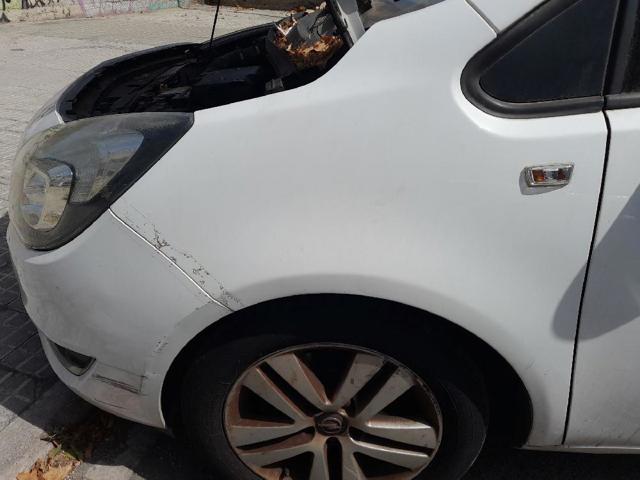Błotnik przedni lewy 93167923 OPEL