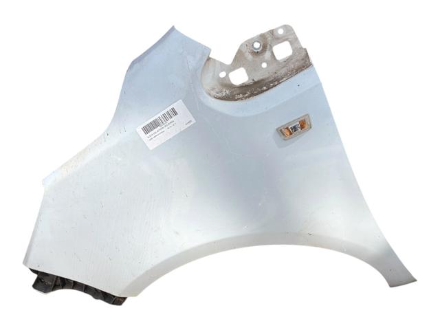 Błotnik przedni lewy 93167923 OPEL