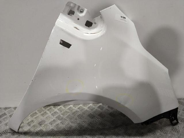 Błotnik przedni prawy 93167924 OPEL