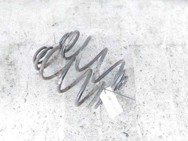 Sprężyna tylna 93168666 OPEL