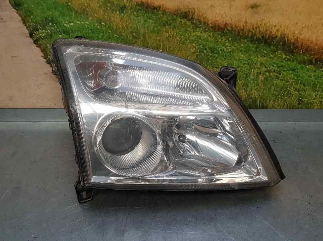 Reflektor prawy 93171429 OPEL