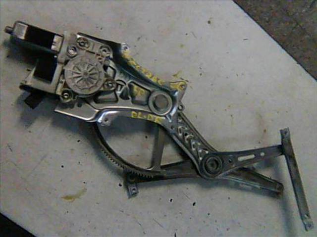 Mechanizm podnoszenia szyby drzwi przednich prawych 93171821 OPEL