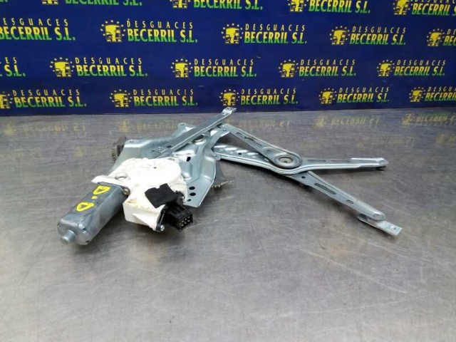 Mechanizm podnoszenia szyby drzwi przednich prawych 93171821 OPEL