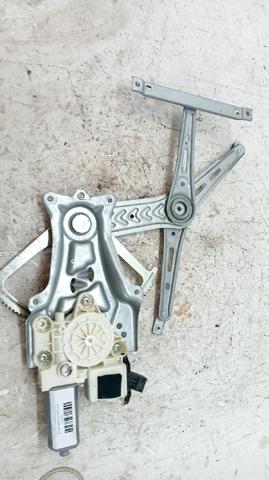 Mechanizm podnoszenia szyby drzwi przednich prawych 93171821 OPEL