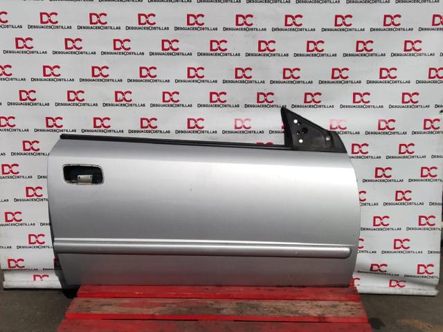 Drzwi przednie prawe 93172120 OPEL