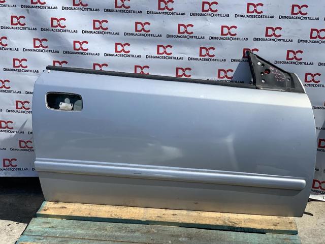 Drzwi przednie prawe 93172120 OPEL