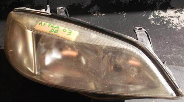 Reflektor prawy 93175724 OPEL