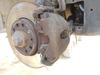 Zacisk hamulcowy przedni prawy 93176427 OPEL