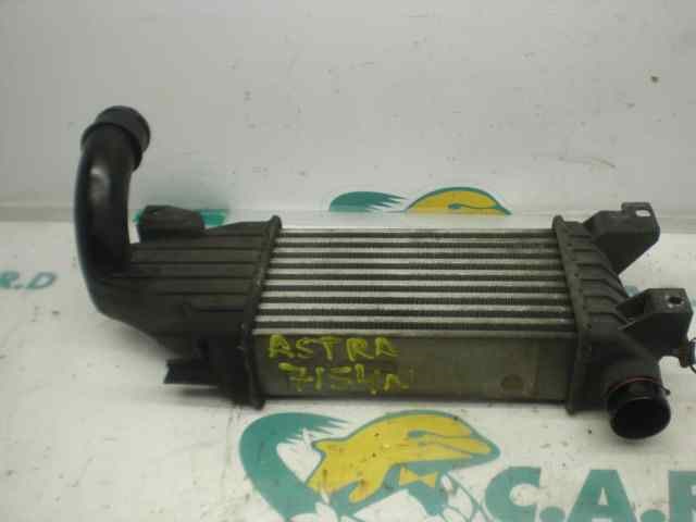 Chłodnica intercoolera 93179039 OPEL