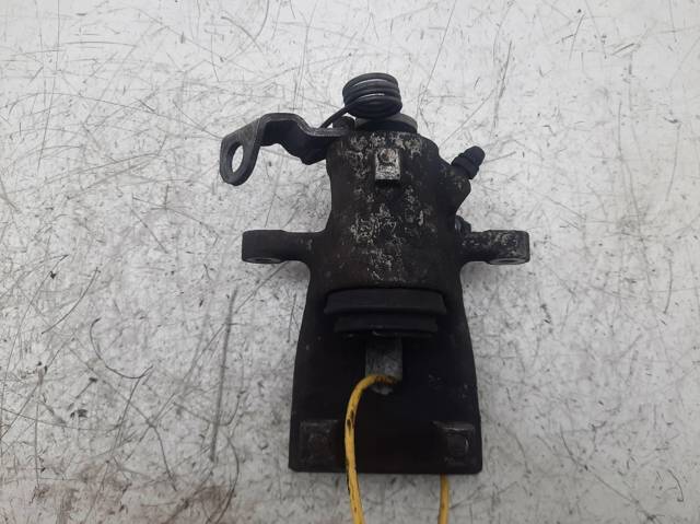 Zacisk hamulcowy tylny lewy 93179158 OPEL