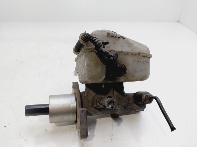 Główny cylinder hamulców 93179178 OPEL
