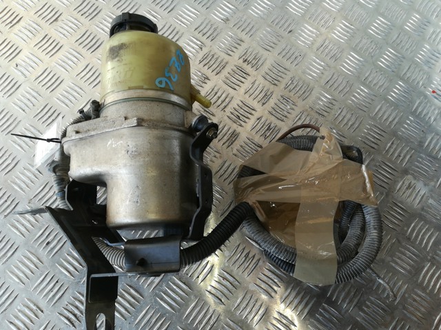 Pompa wspomagania hydraulicznego kierownicy 93179568 Opel