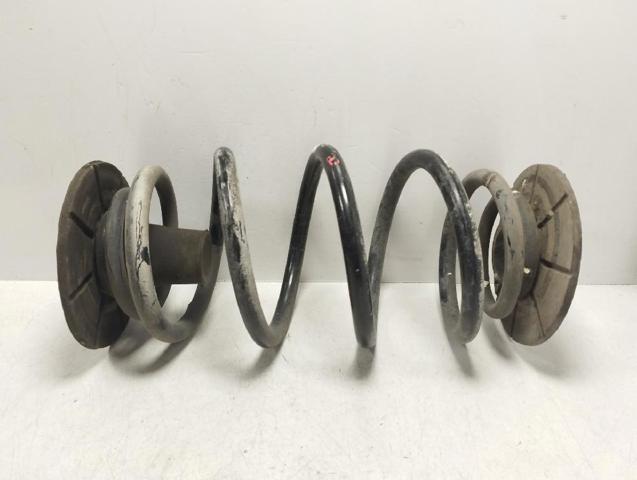 Sprężyna tylna 93181484 OPEL