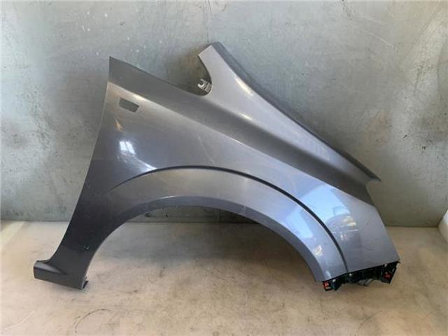 Błotnik przedni prawy 93184412 OPEL