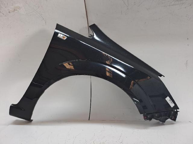 Błotnik przedni prawy 93184412 OPEL