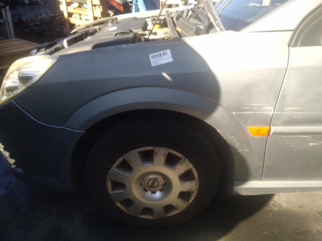 Błotnik przedni lewy 93185701 OPEL