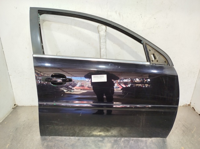Drzwi przednie prawe 93186030 OPEL