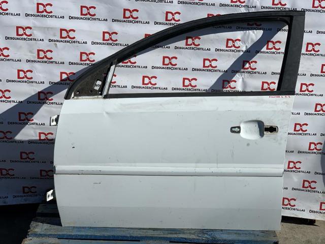 Drzwi przednie lewe 93186031 OPEL