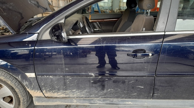 Drzwi przednie lewe 93186031 OPEL