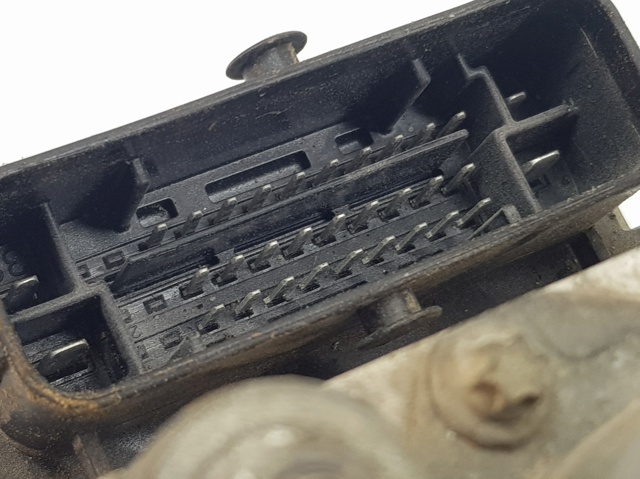 Sterownik ABS  hydrauliczny Opel Vivaro F7