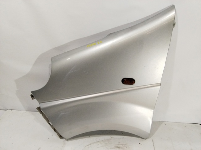 Błotnik przedni lewy 93188420 OPEL