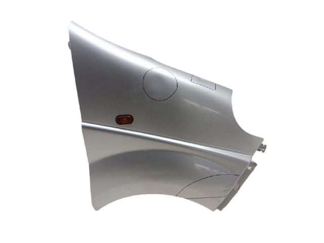 Błotnik przedni prawy 93188421 OPEL