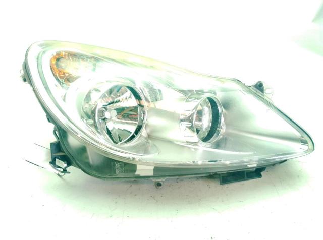 Reflektor prawy 93189358 OPEL