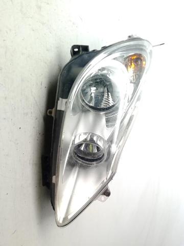 Reflektor prawy 93189358 OPEL