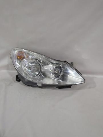 Reflektor prawy 93189358 OPEL