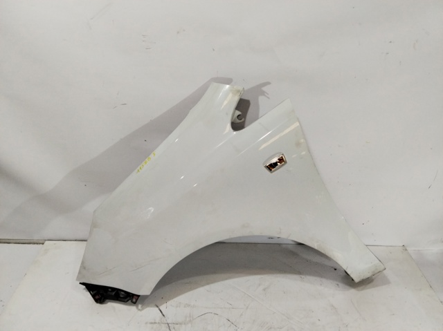 Błotnik przedni lewy 93189645 OPEL