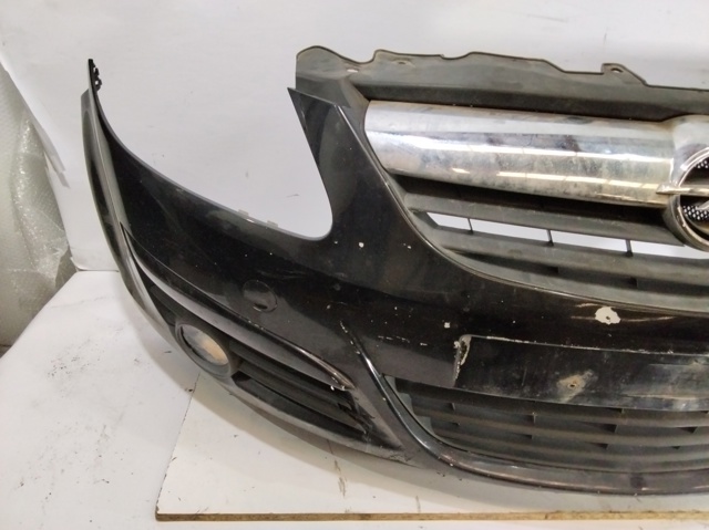 Zderzak przedni 93189721 OPEL