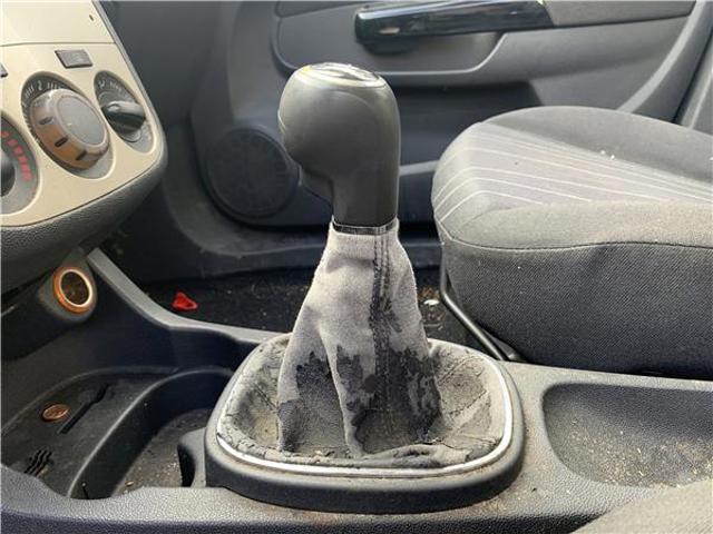 Cena części  Corsa  minivan