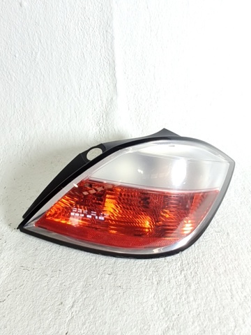 Lampa zespolona tylna prawa 93190305 OPEL