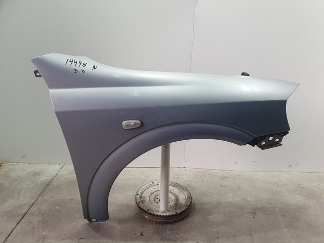 Błotnik przedni prawy 93190358 OPEL