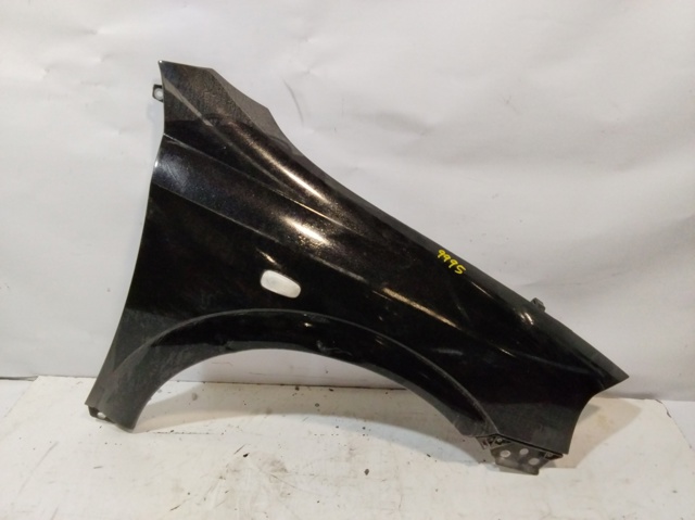 Błotnik przedni prawy 93190358 OPEL