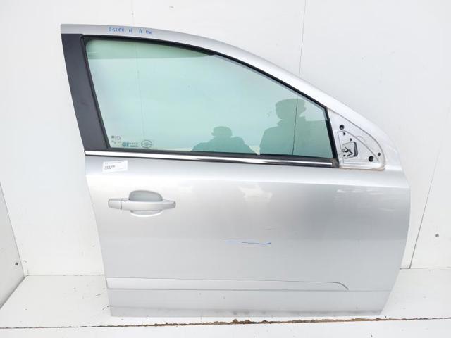 Drzwi przednie prawe 93192037 OPEL