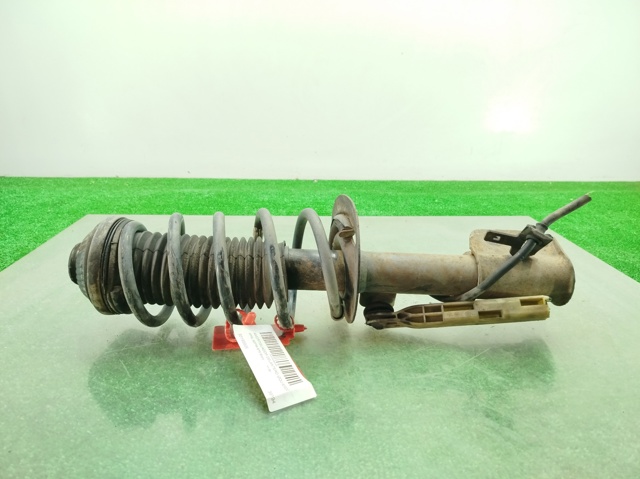Amortyzator przedni prawy 93195925 OPEL