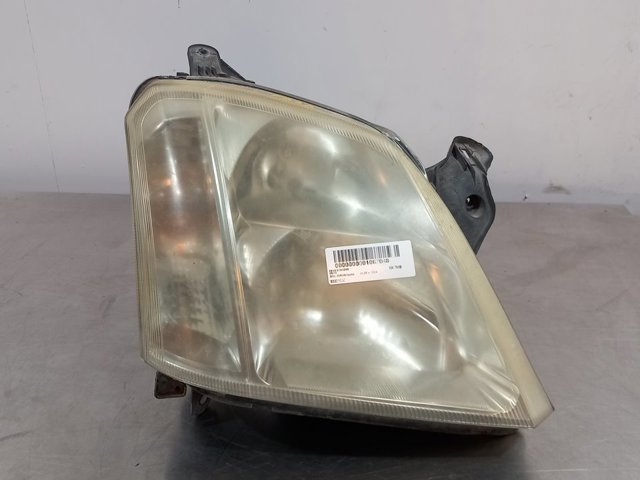 Reflektor prawy 93321053 OPEL