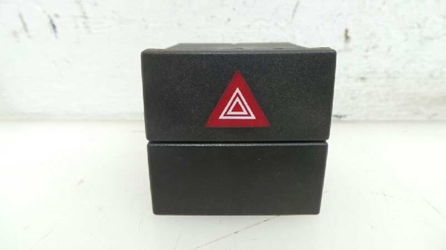 Przycisk włączania światła awaryjnego 93332970 OPEL