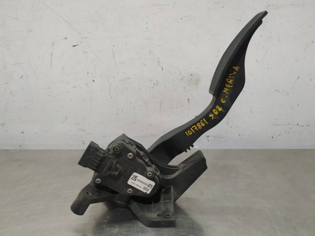 Pedał przyspieszenia (gazu) 93335443 OPEL