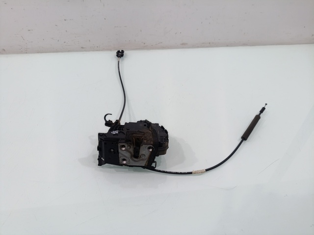 Zamek drzwi przednich prawych 93457081 OPEL
