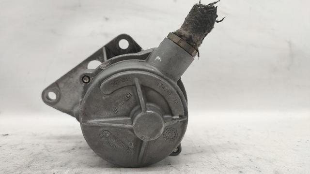 Pompa podciśnienia Ford Granada GU